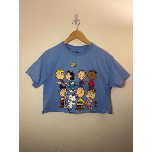 Peanuts Cropped Top Size Medium - Picture 1 of 5